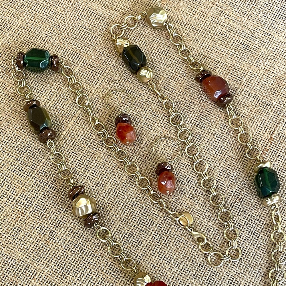 Jones New York necklace and earrings